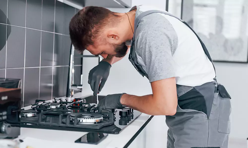 Stove Repair in Newtonville, MA