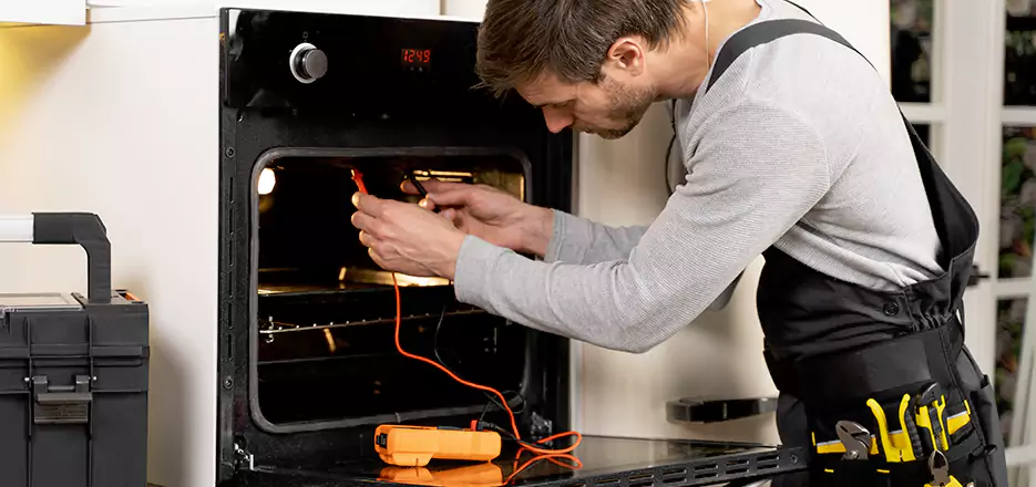 Same Day Microwave Repair in Newtonville