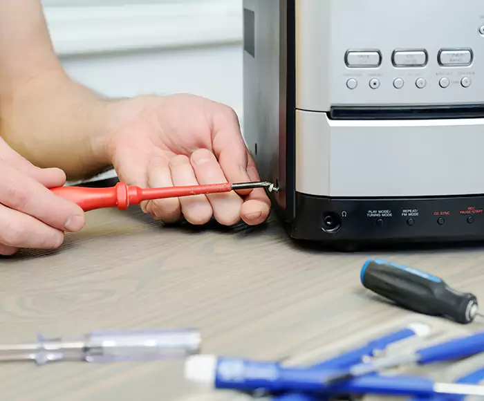 Expert Small Appliance Technicians: Your Trusted Air Fryer Repair Company in Newtonville, MA