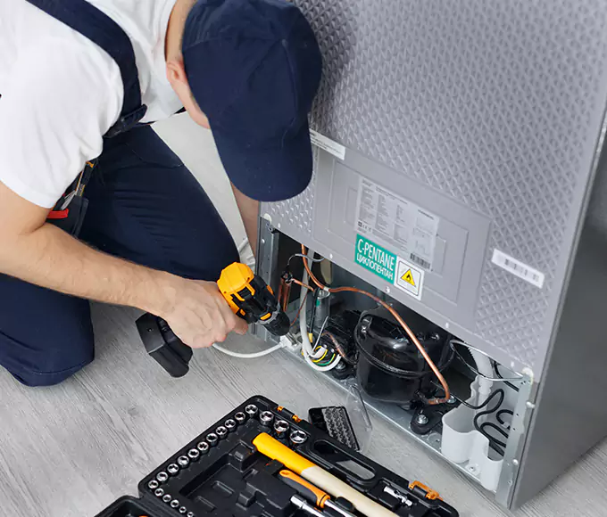 Why Newtonville Facility Managers Trust Newtonville Appliance Pro for Every Commercial Chiller Repair?